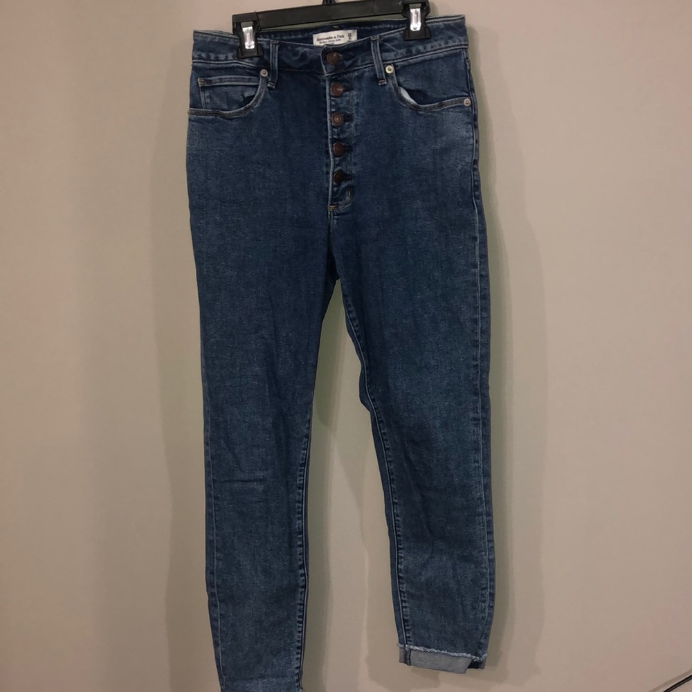 Abercrombie Curve Love High Rise Skinny jean